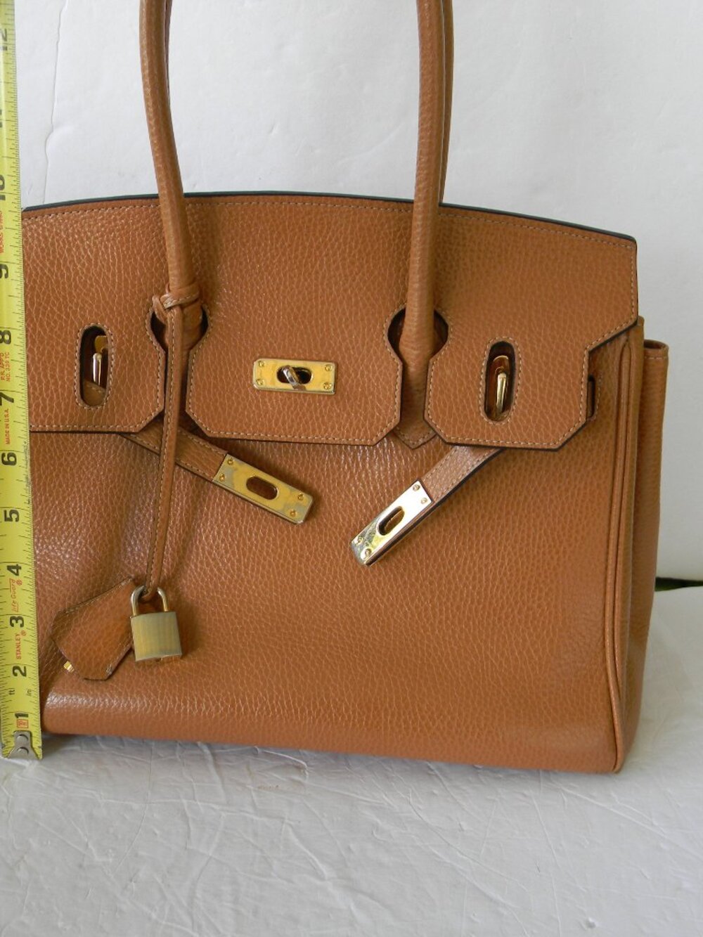 WM'S TAN BROWN PEBBLE LEATHER LOCK/KEY SATCHEL - Picture 3 of 11